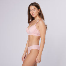 Load image into Gallery viewer, Dubai Plunge Bra &amp; Knicker Set (Pink)
