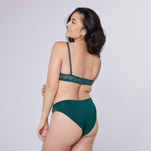 Load image into Gallery viewer, Rome Lace Bra &amp; Knicker Set (Green)
