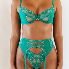Load image into Gallery viewer, Vienna Style Lingerie Set
