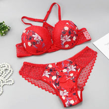 Load image into Gallery viewer, Shiraz &quot;We Love Curvy&quot; Comfort Bra &amp; Knicker Set - 75% OFF SALE
